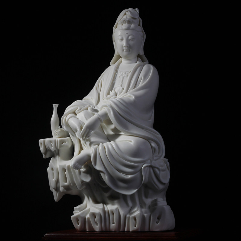 【中国工艺美术大师】许兴泰传家之宝.代表性作品《坐岩观音》