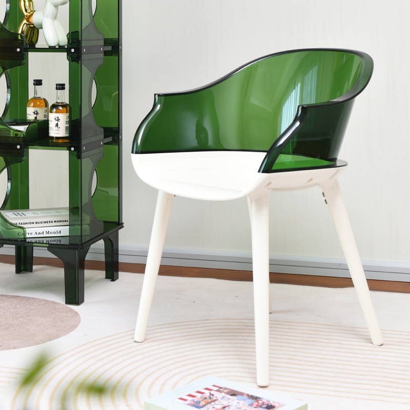 北欧简约亚克力透明轻奢椅子创意水晶靠背餐椅设计师酒店塞班椅