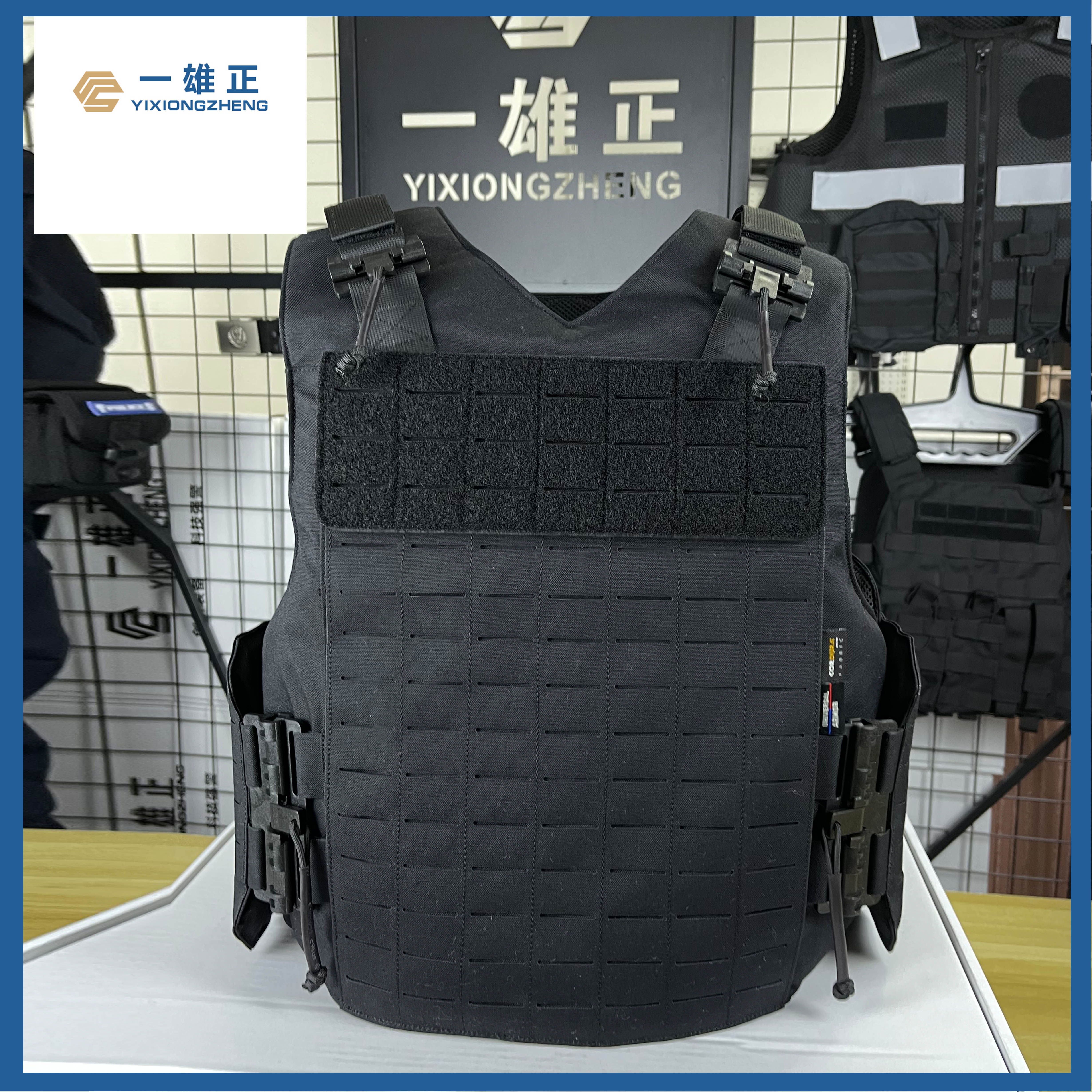 野牛uta通用装甲快拆战术背心防刺服防弹马甲可插板防弹衣