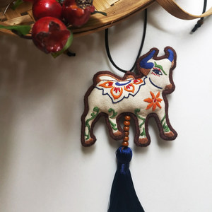 生肖牛刺绣手工diy材料包 香囊初学者自绣护身符汽车包挂件平安福