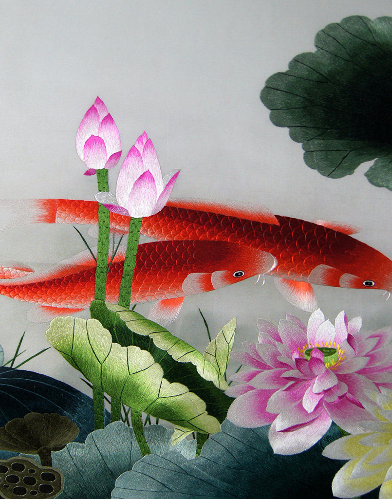 苏绣《荷塘鲤鱼》 单面绣