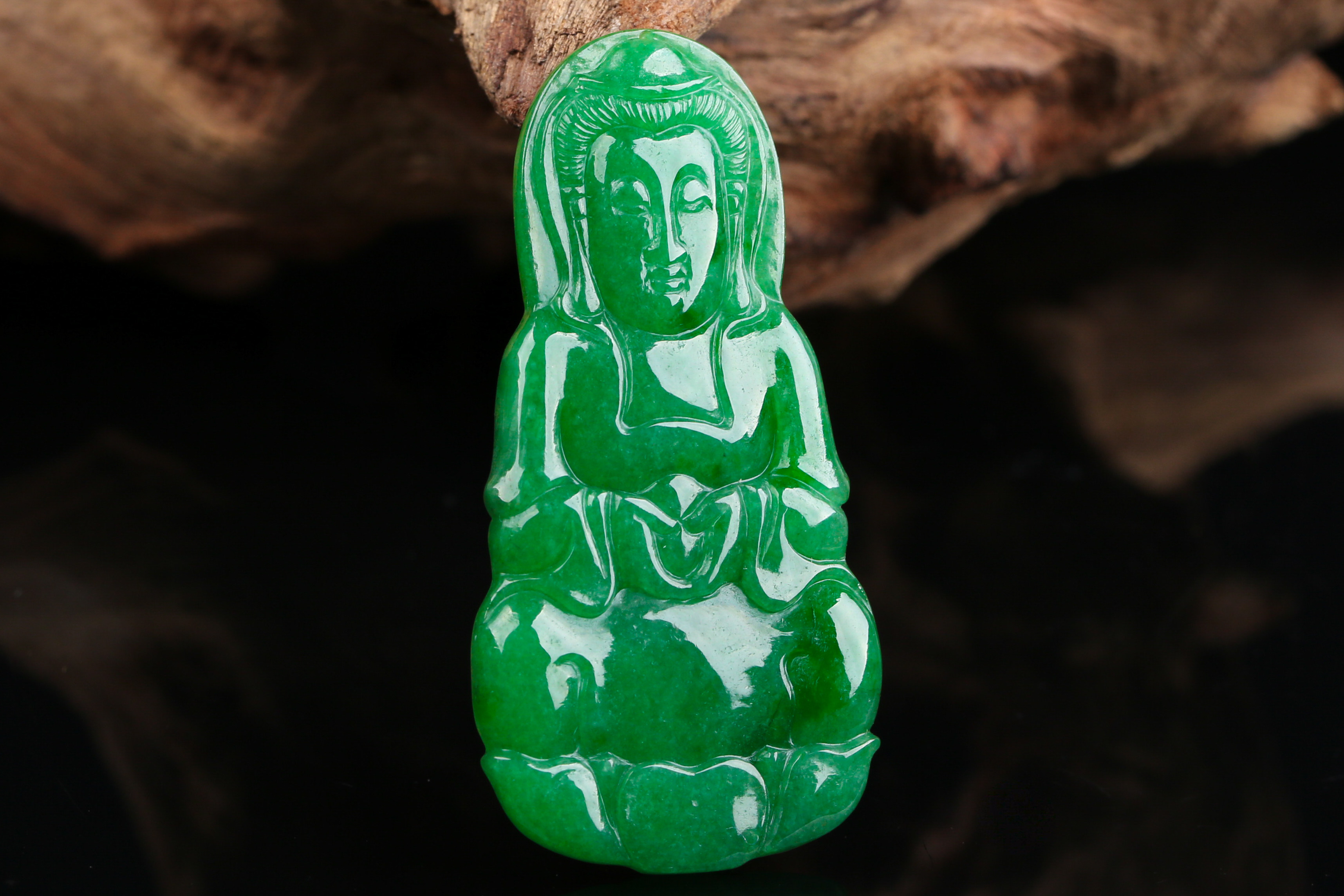 天然a货翡翠阳绿满色观音吊坠9.22克