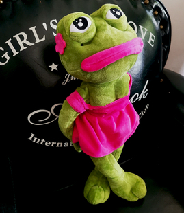 佩佩蛙青蛙公仔玩偶沙雕送女友搞怪网红款可摆造型的丑萌玩具礼物