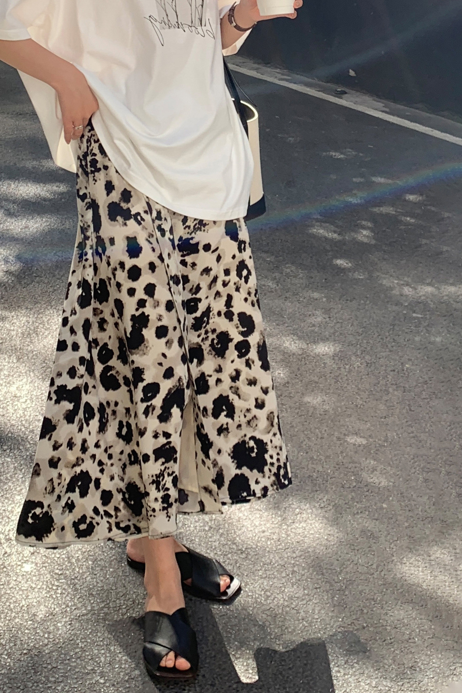 豹纹印花开叉半身裙女夏2022新款复古侧排扣高腰设计感鱼尾中长裙