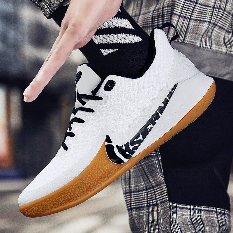 科比11黑金退役战靴 低帮_aj男鞋科比曼巴精神kobe篮球鞋正品白生胶