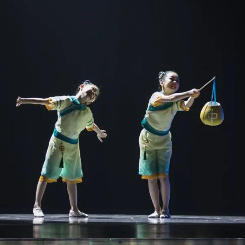 小荷风采童年的柚子灯儿童舞蹈演出服女荷花姑娘渔鼓娃娃表演服装