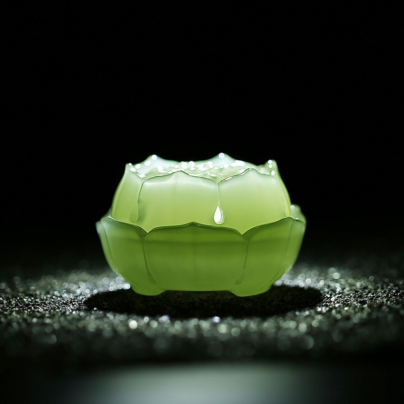 中国玉石雕刻大师张春风玉雕工作室作品和田玉莲花香炉摆件文玩