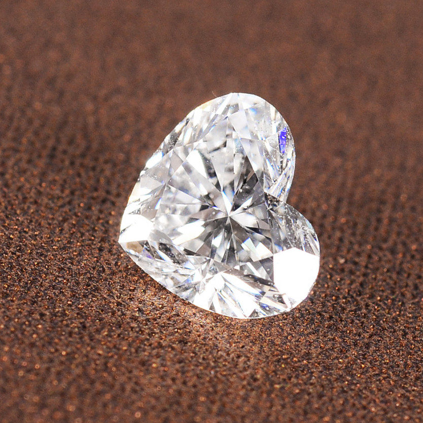 1.00克拉 e色 si1净度 gia证书 天然白钻裸石 7996*