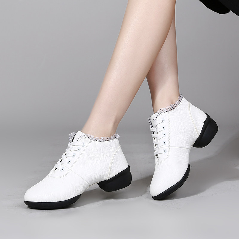 秋冬季新款舞蹈鞋跳舞鞋广场舞鞋中跟女式真皮软底透气跳舞女鞋