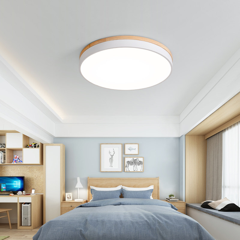 卧室吸顶灯北欧风格灯具现代简约阳台小 卧原木led超薄房间客厅灯