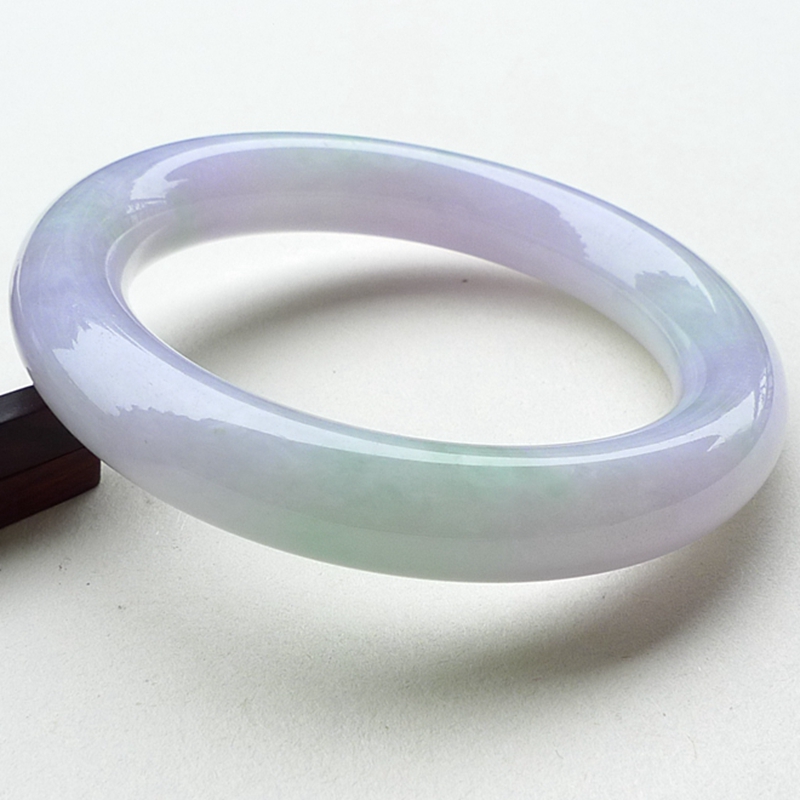 d天然a货冰糯种春带彩圆条翡翠手镯 70.72克