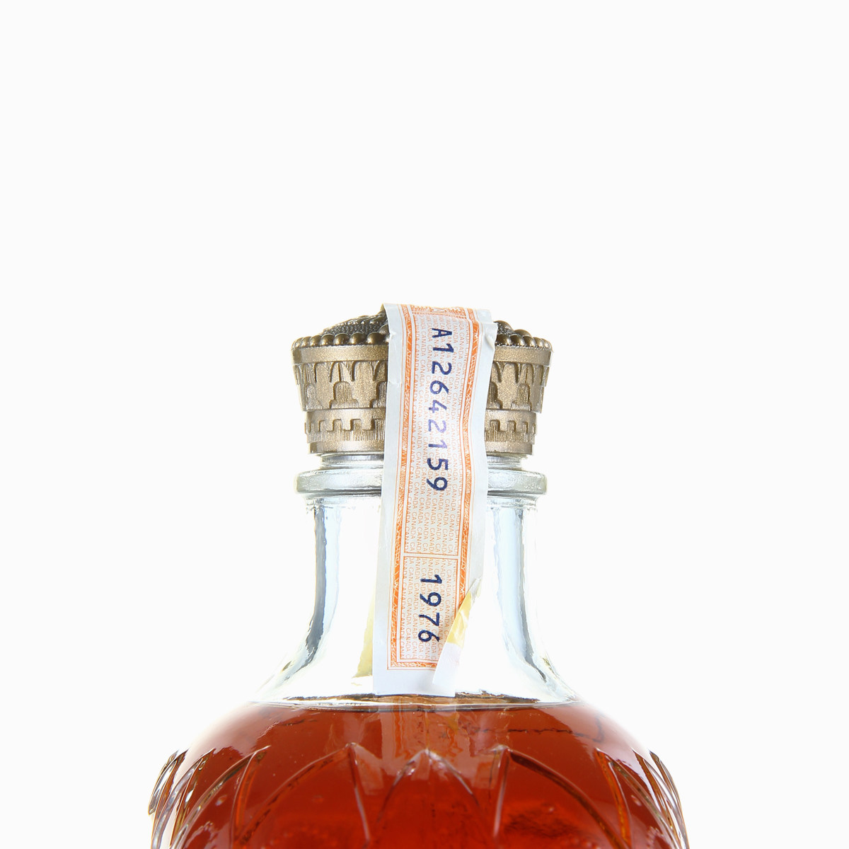 12. 1976年 crown royal 加拿大皇冠威士忌 750ml 40度