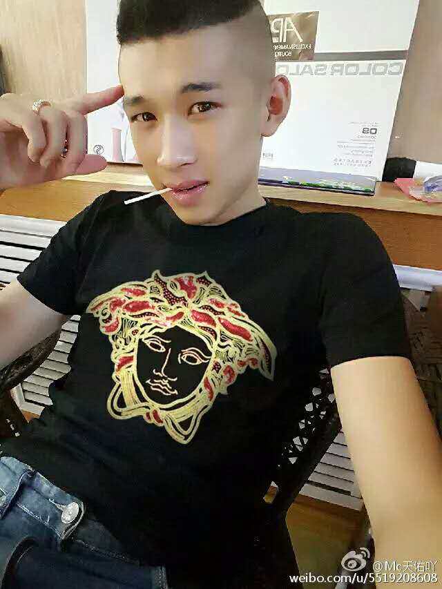 男士短袖t恤 精神小伙半袖 社会小伙打底衫 快手红人天佑同款优惠券