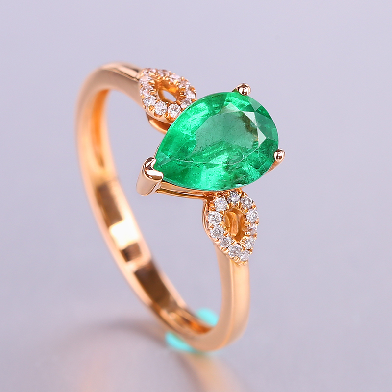 1.1ct戒指18k金天然祖母绿配0.066ct钻石指环水滴形裸石207817 - 拍卖
