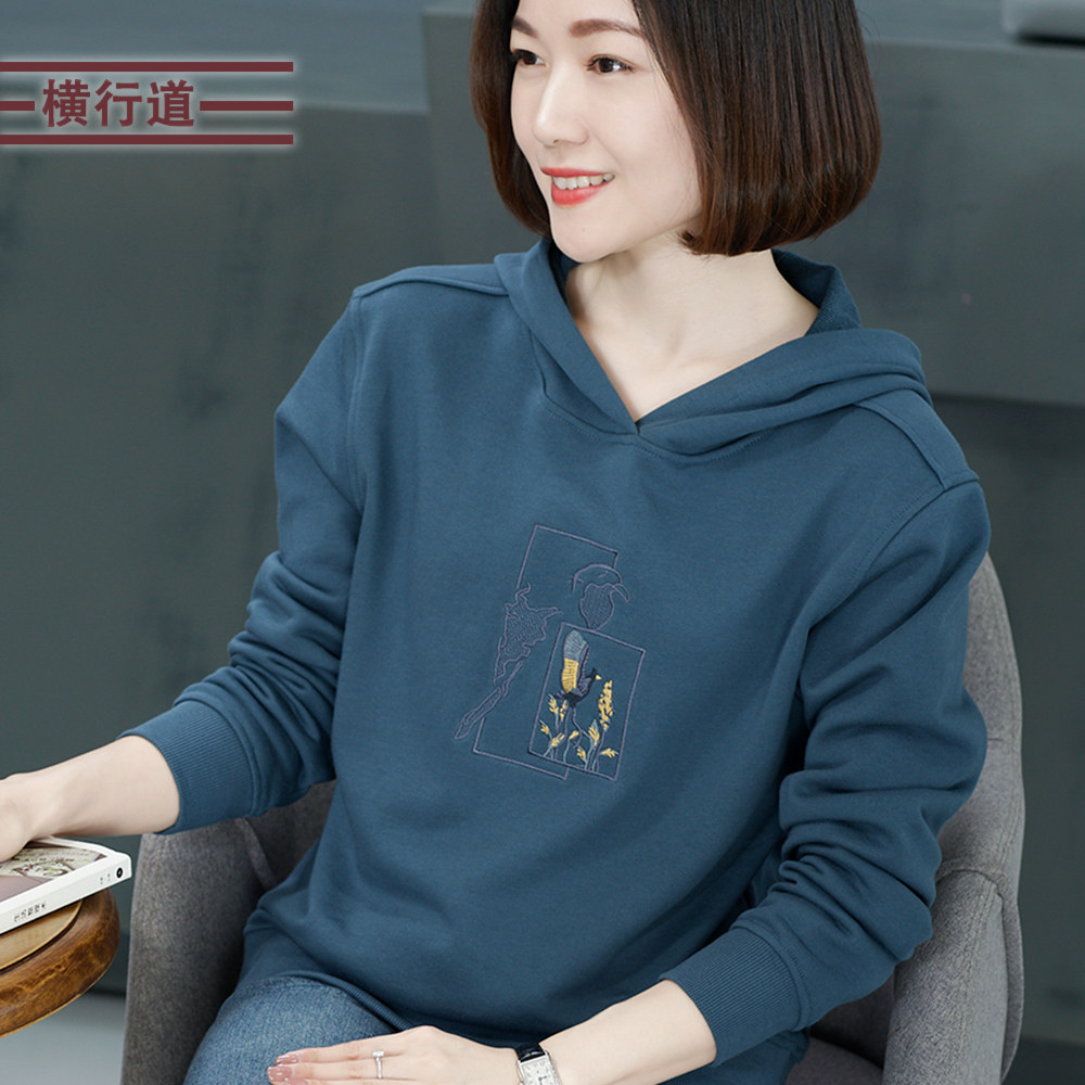 纯棉连帽卫衣女士秋冬季带帽长袖大码妈妈款宽松中年上衣全棉帽衫