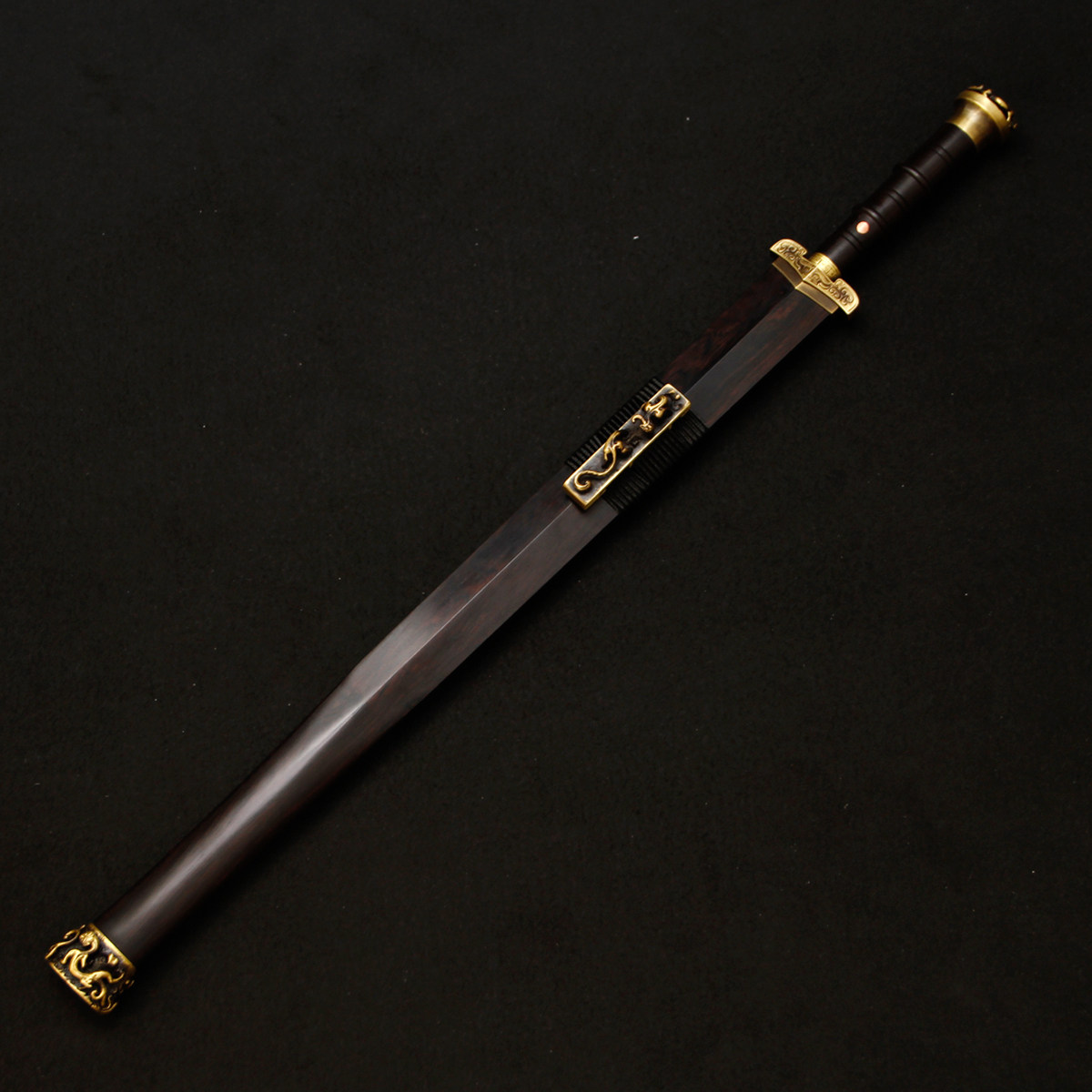 螭龙剑 (未开刃) 郭家兴 浙江省工艺美术大师