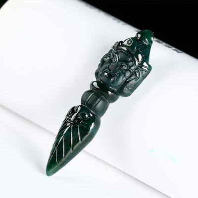 直供天然缅甸a货翡翠冰种降魔杵挂件990g