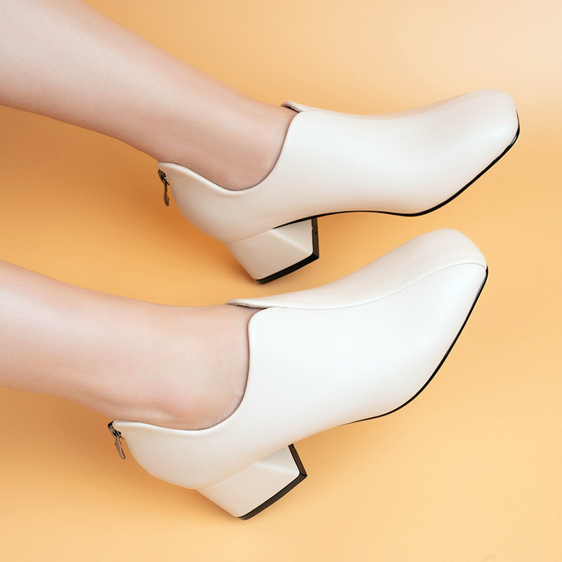 粗跟冬季_粗跟单鞋女2020秋冬季新款方头深口加绒高跟妈妈女士软皮