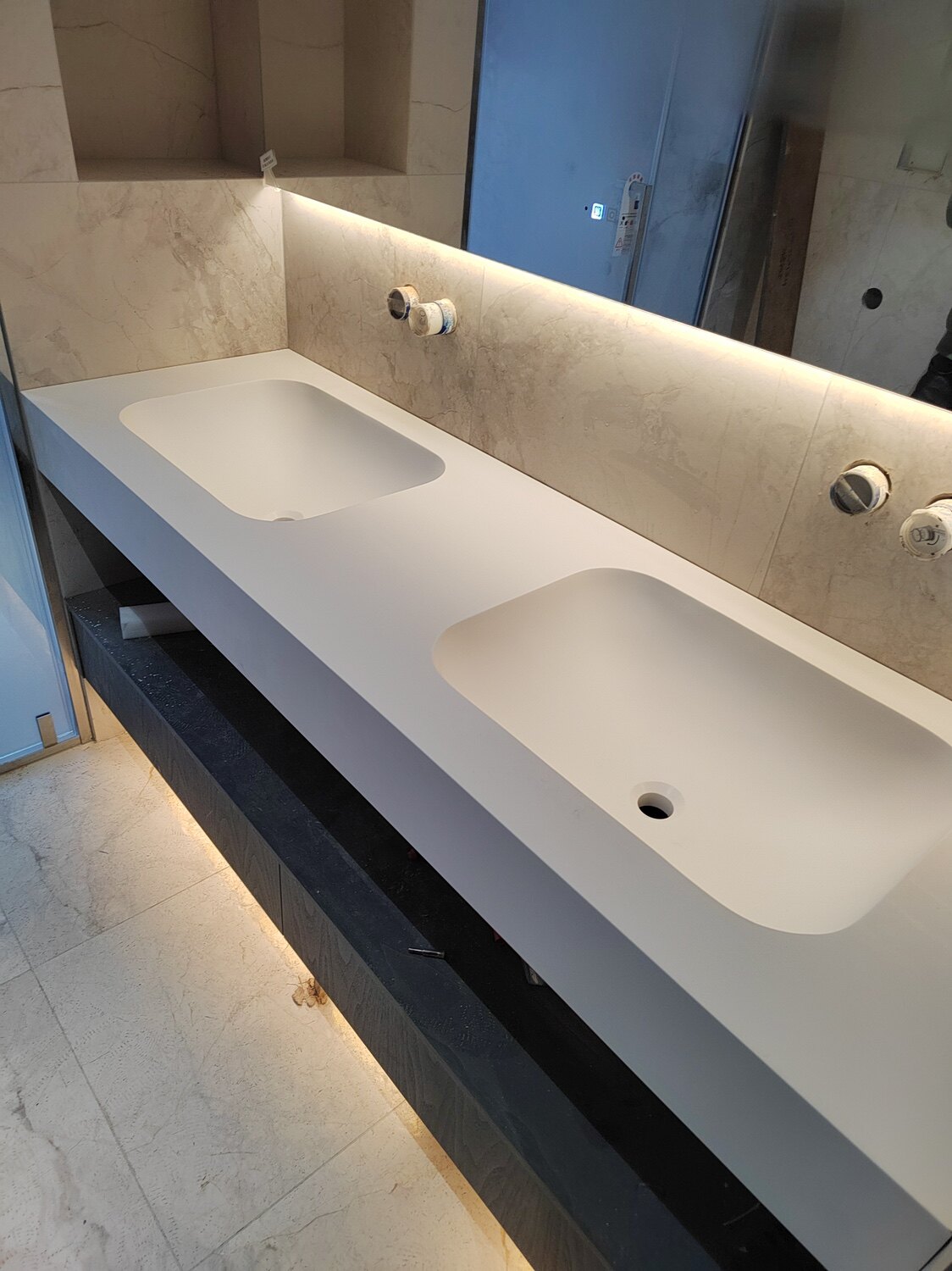 定制美国进口杜邦可丽耐一体盆洗面池肤感盆浴室柜组合洗手台卫浴