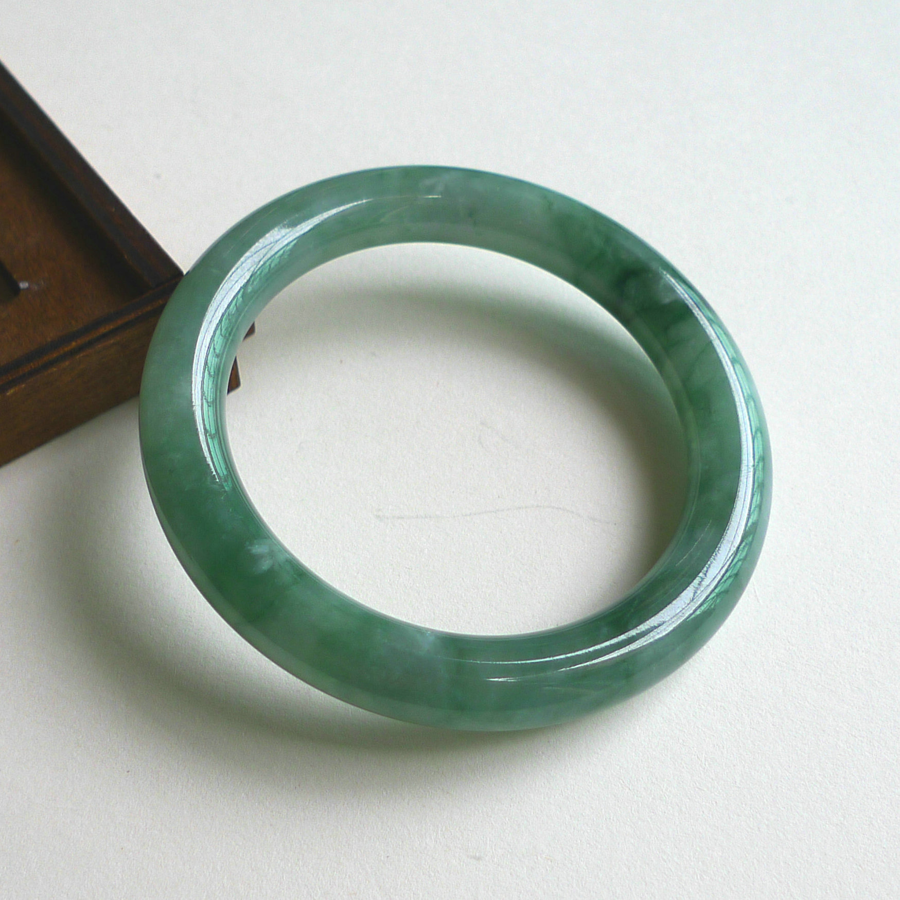 9mm缅甸天然翡翠a货圆条手镯58.25g