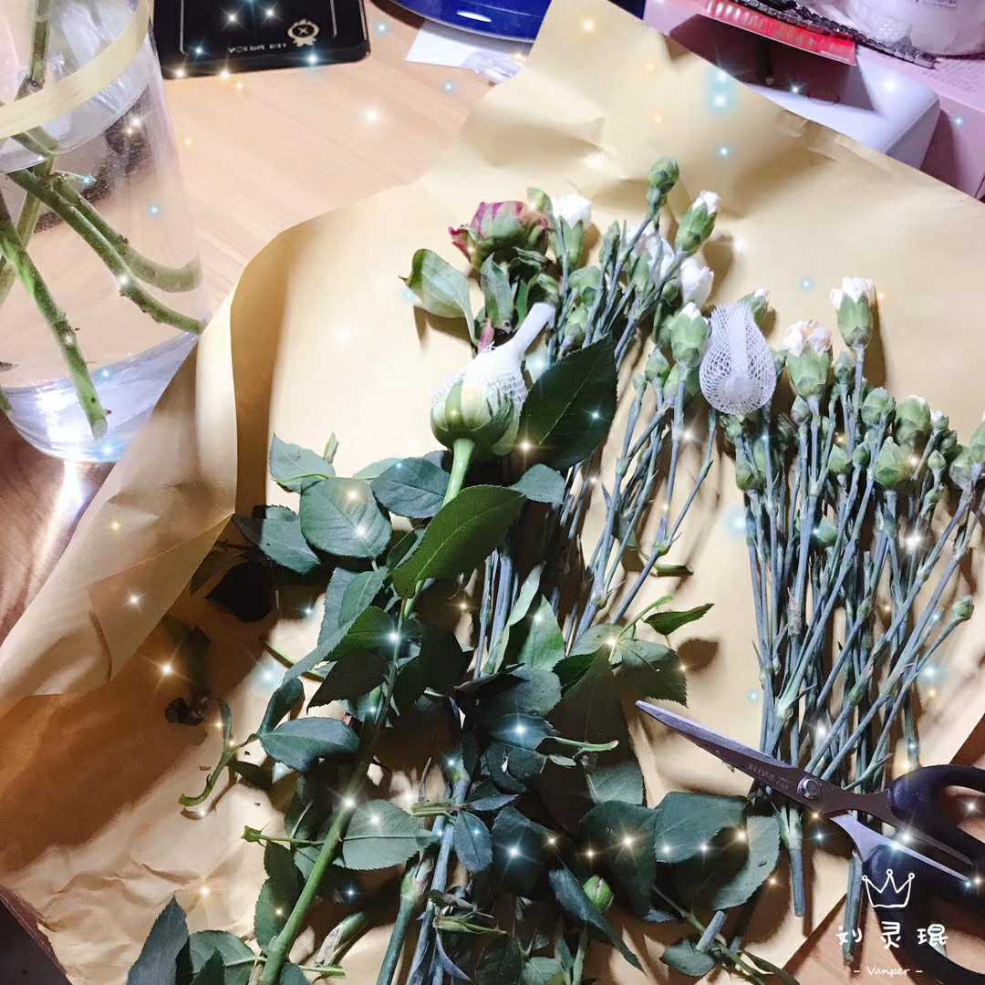 小确幸研究所店主精剪花花情人节礼物儿童节礼物鲜花浪漫玫瑰百合|ruв категории фестиваль товаров/подарок, Другие фестивали товаров - от Buy2taobao.com для оказания профессиональной услуги покупки агента Taobao