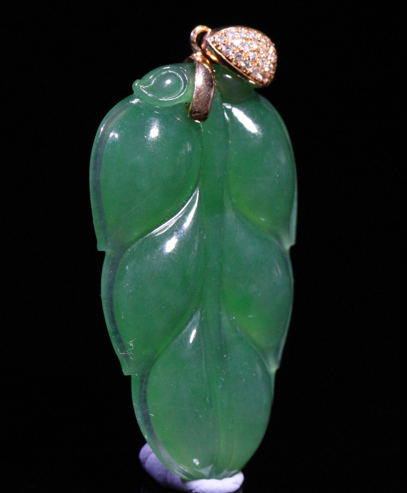 【绝当】18k金镶钻冰糯种菠菜绿色翡翠a货挂件7.82克