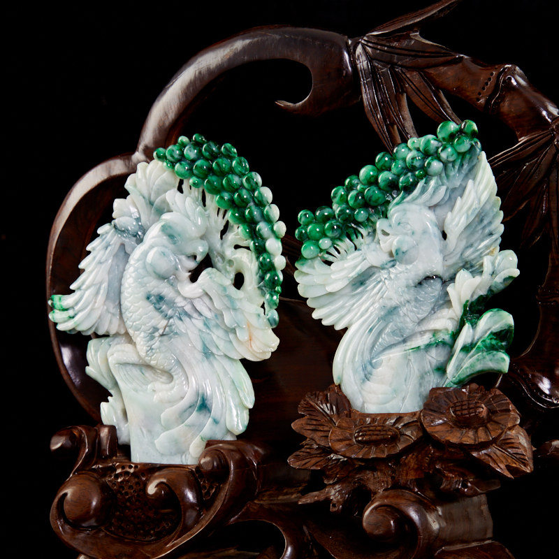 【绝当】精品翡翠a货冰糯种飘绿精工鹦鹉神明摆件一对重1.04kg