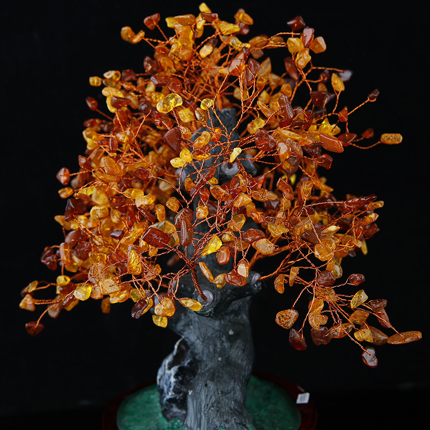 715.67g【招财树】 精美精品琥珀树摆件