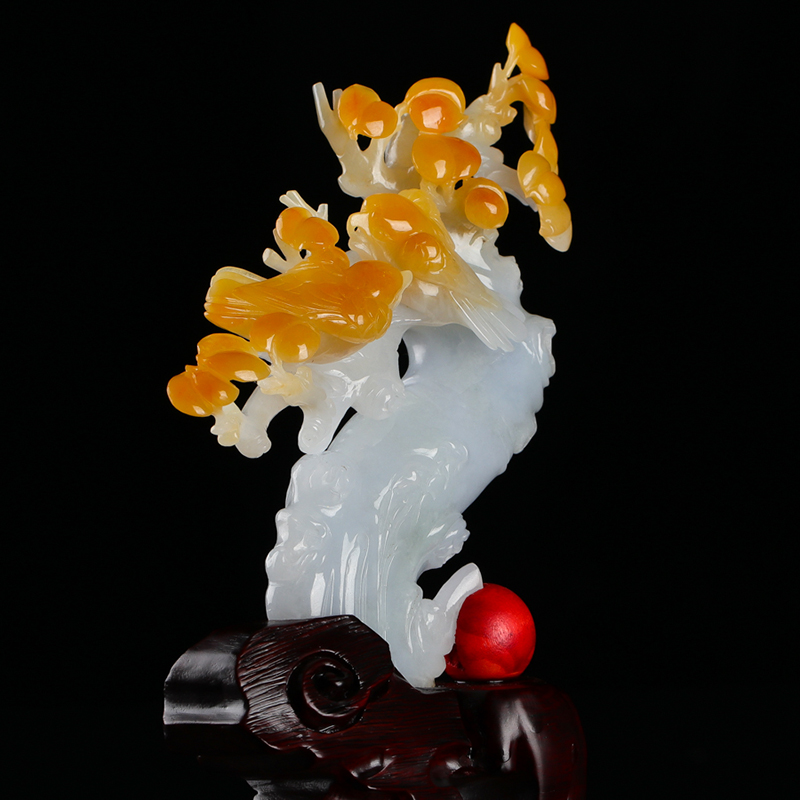 刘智晓玉雕工作室作品 糯种翡翠相亲相爱摆件229.79g