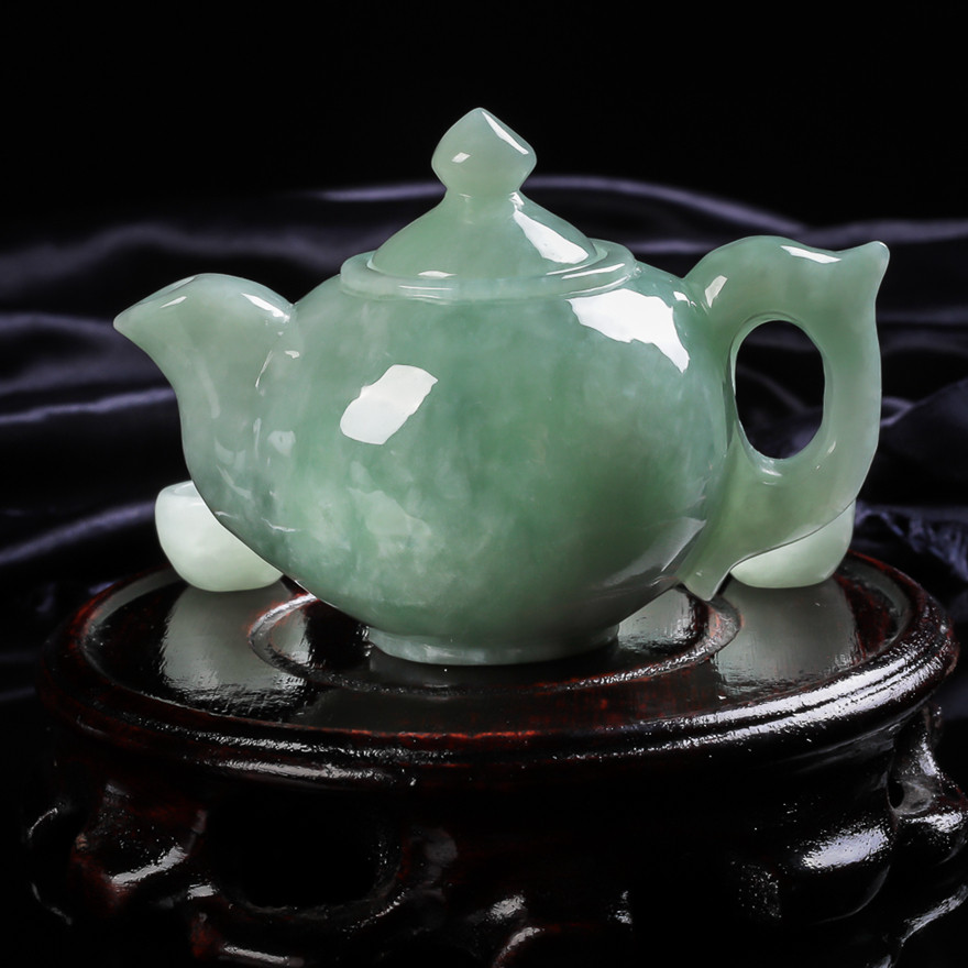 缅甸天然翡翠a货浅绿茶壶摆件 175.59g