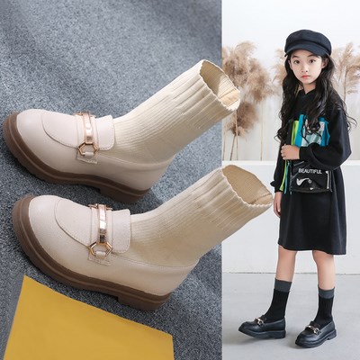 女孩短靴春秋图片