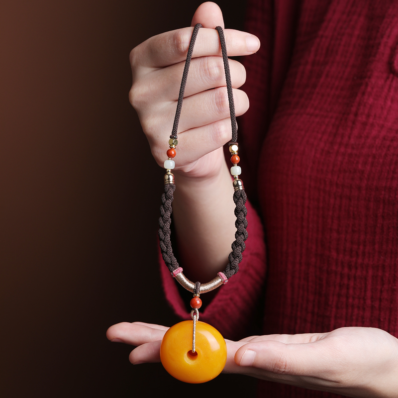 天然原创老蜜蜡平安扣吊坠琥珀随型水滴挂坠藏扣项链男女款毛衣链