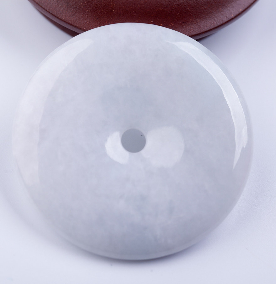 天然冰糯种淡绿加白色平安扣翡翠吊坠 44.14g