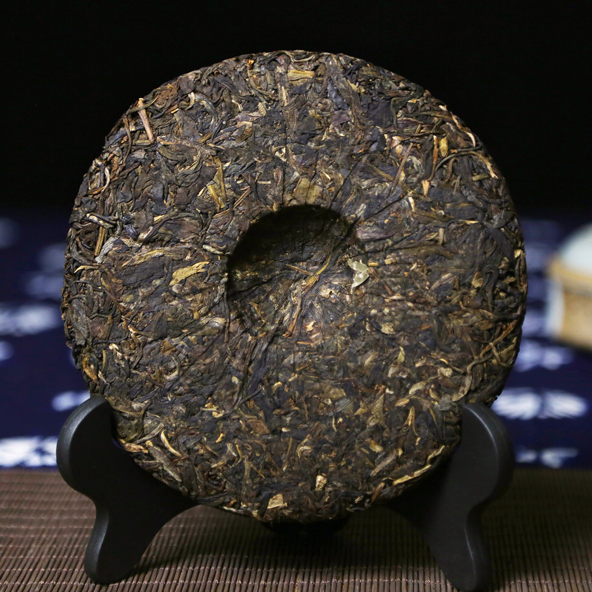 【7片】2008年南糯半坡老寨荒地野放茶 龙园号扒马小饼 云南山滇