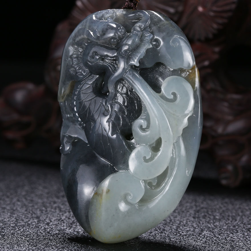 【祥龙吐水】省级玉石雕刻大师王保东 和田玉祥龙吐水挂件 75.76g