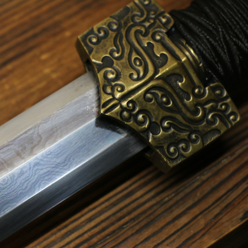 黑檀木饕餮纹汉剑 谢明友 浙江省高级工艺美术师(未开刃)