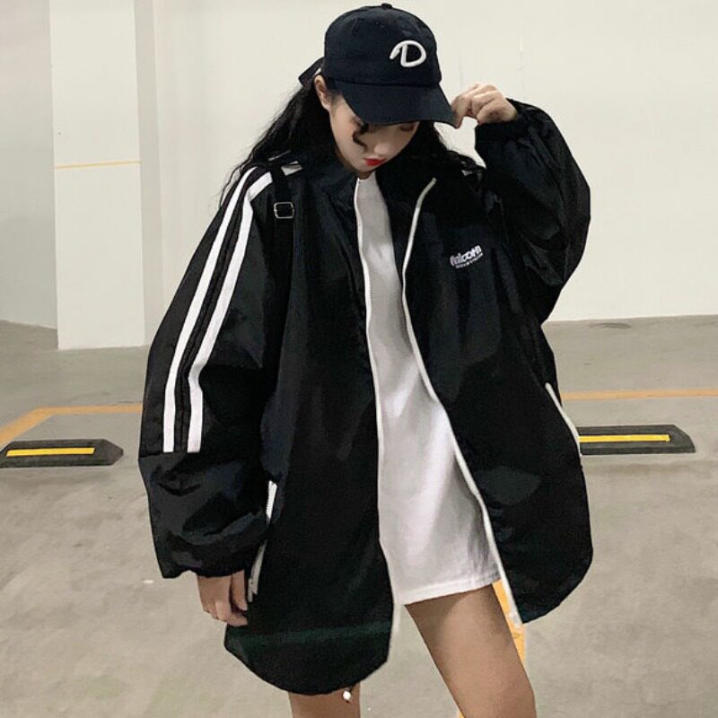 帅气外套女嘻哈