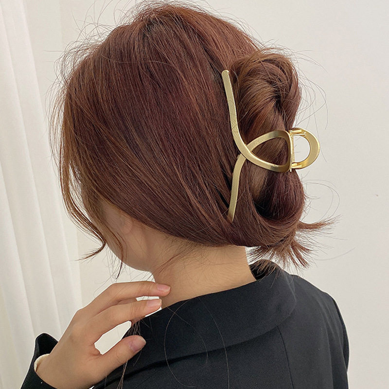 网红新款简约超大号金属交叉发夹女后脑勺盘发抓夹鲨鱼夹洗澡头饰