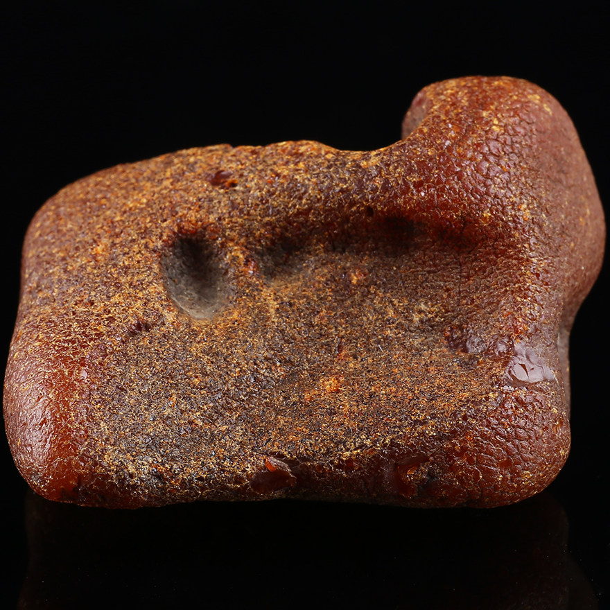 25.22g收藏级精美琥珀带皮原石