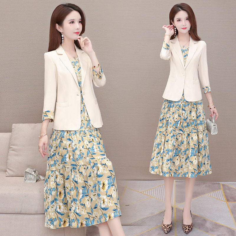 两件套连衣裙春秋2022年新款女韩版修身小西装气质印花中长款套裙