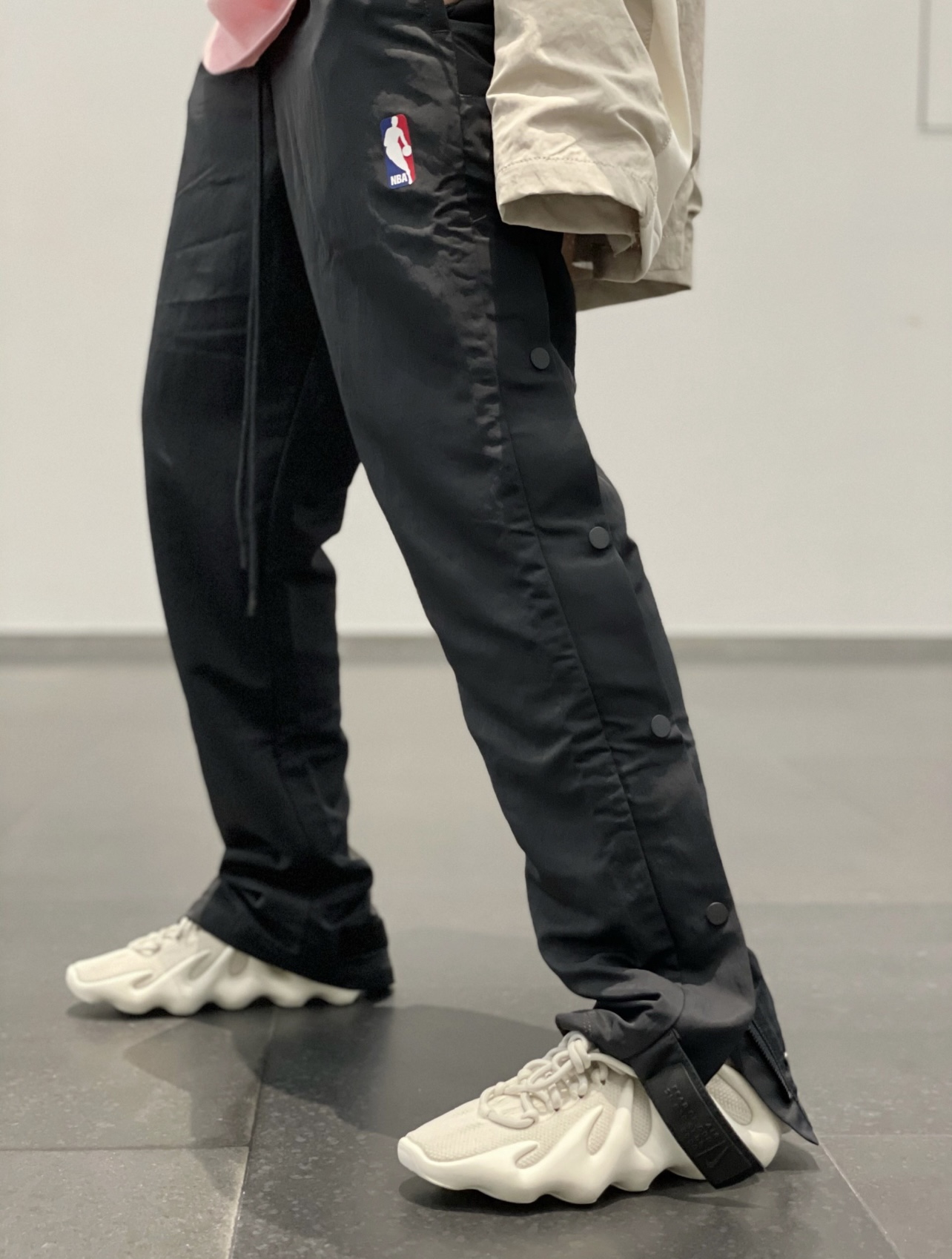 过y级fog联名款air fear of god nba尼龙直筒拉链排扣魔术贴长裤