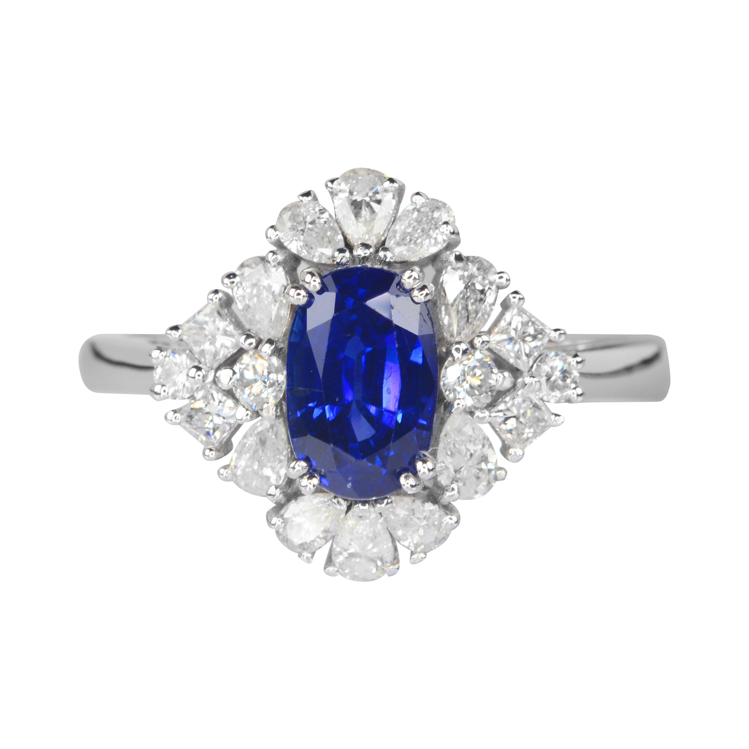 55ct 18k金天然蓝宝石戒指 豪镶0.68ct钻石 5781