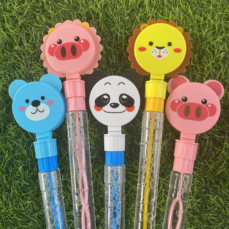 儿童游园卡通熊猫憨墩墩手拍泡泡水