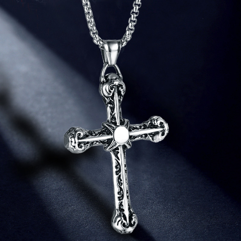 欧美霸气嘻哈十字架项链男士钛钢挂件学生潮人个性吊坠复古配饰品