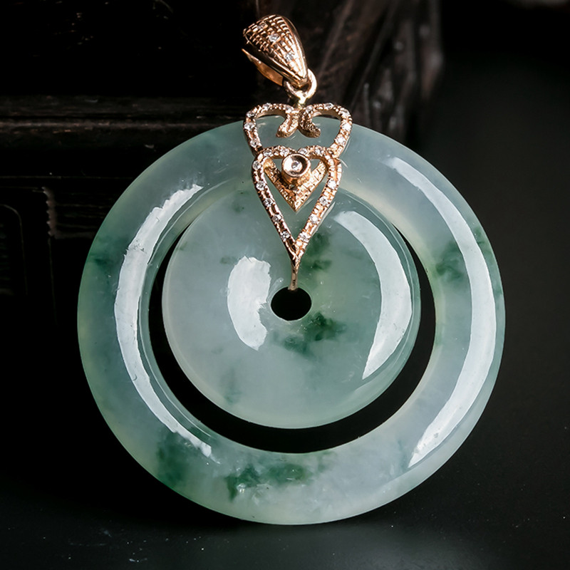 天然a货翡翠冰糯种18k伴钻镶嵌飘花子母扣吊坠 6.90g