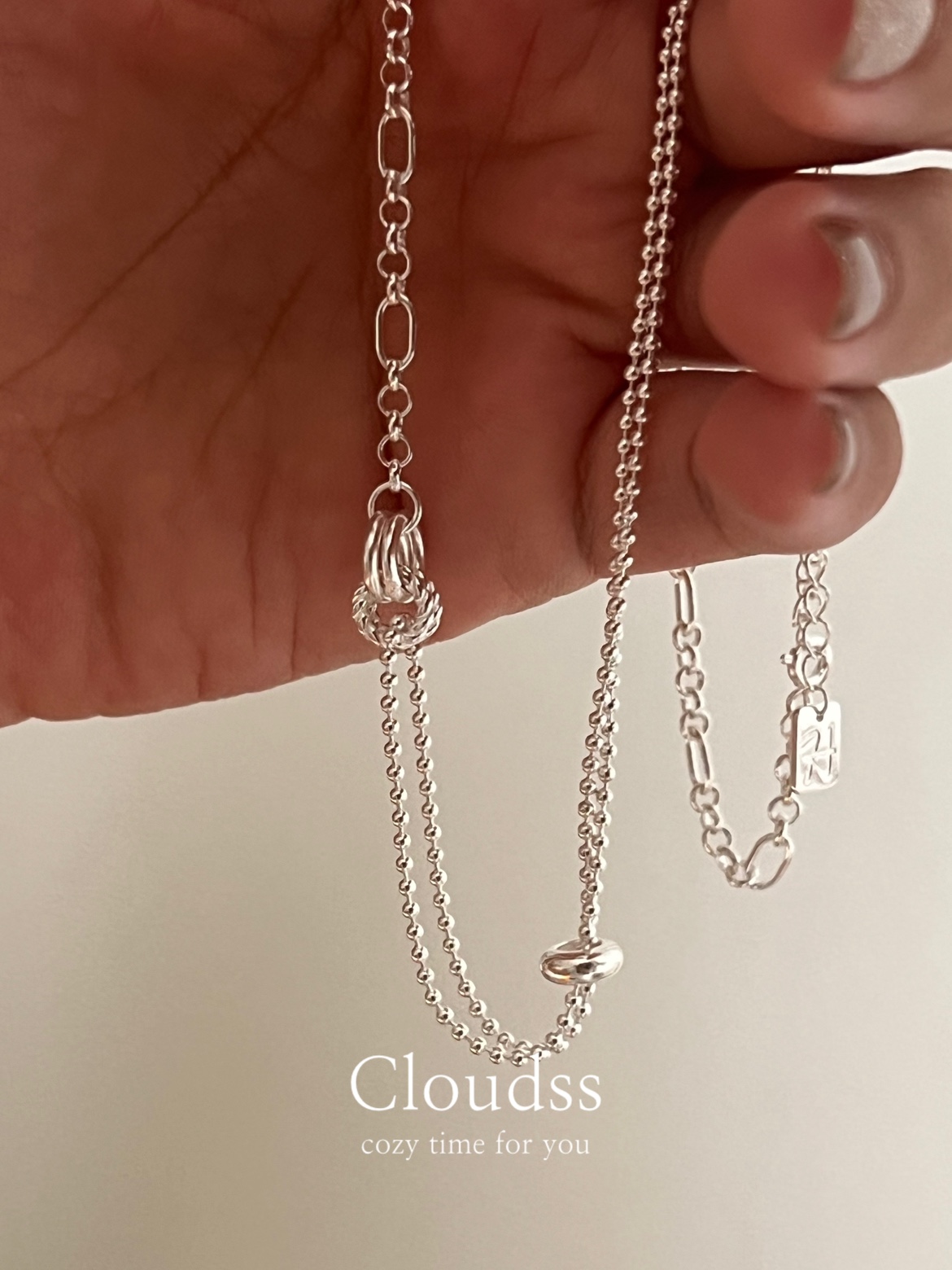 Cloudss「莫比乌斯」ins风