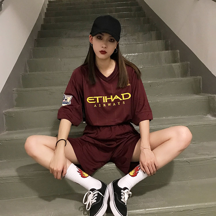 包邮嘻哈足球服套装 韩版个性球衣 宽松大码运动比赛团体服印数字