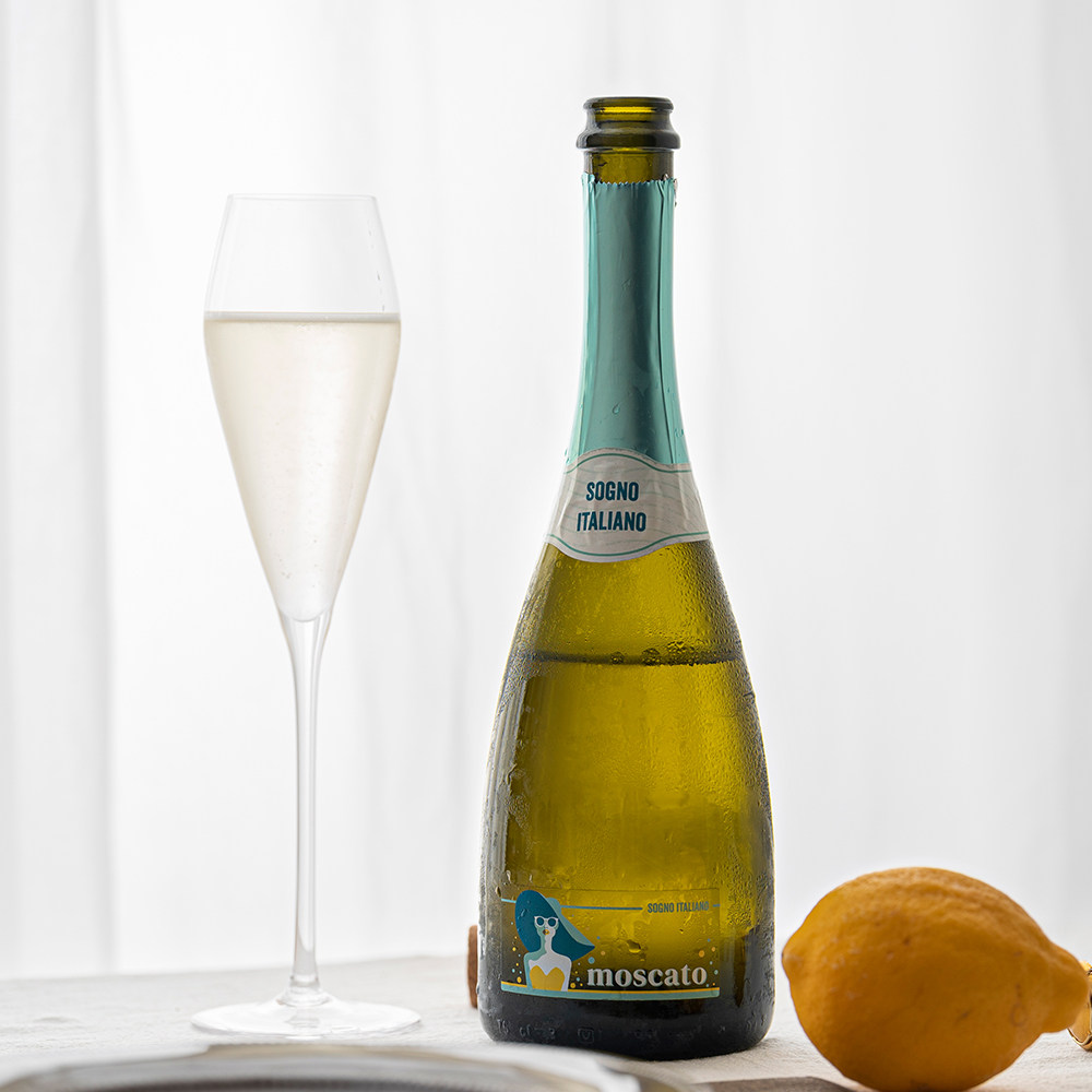 清甜可人的起泡酒 意大利莫斯卡托高泡甜白葡萄酒气泡moscato