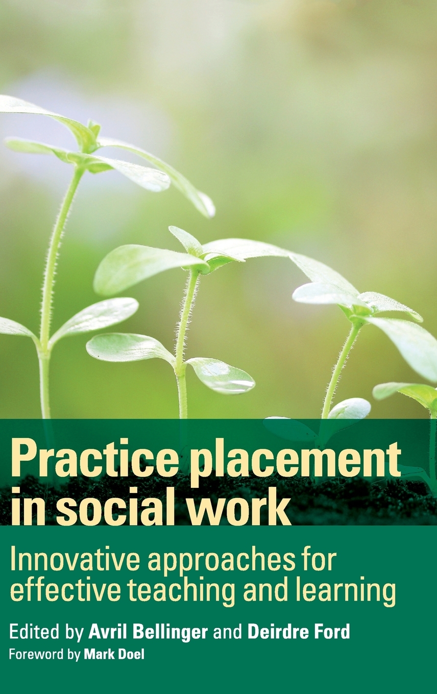 预售 按需印刷  Practice placement in social work