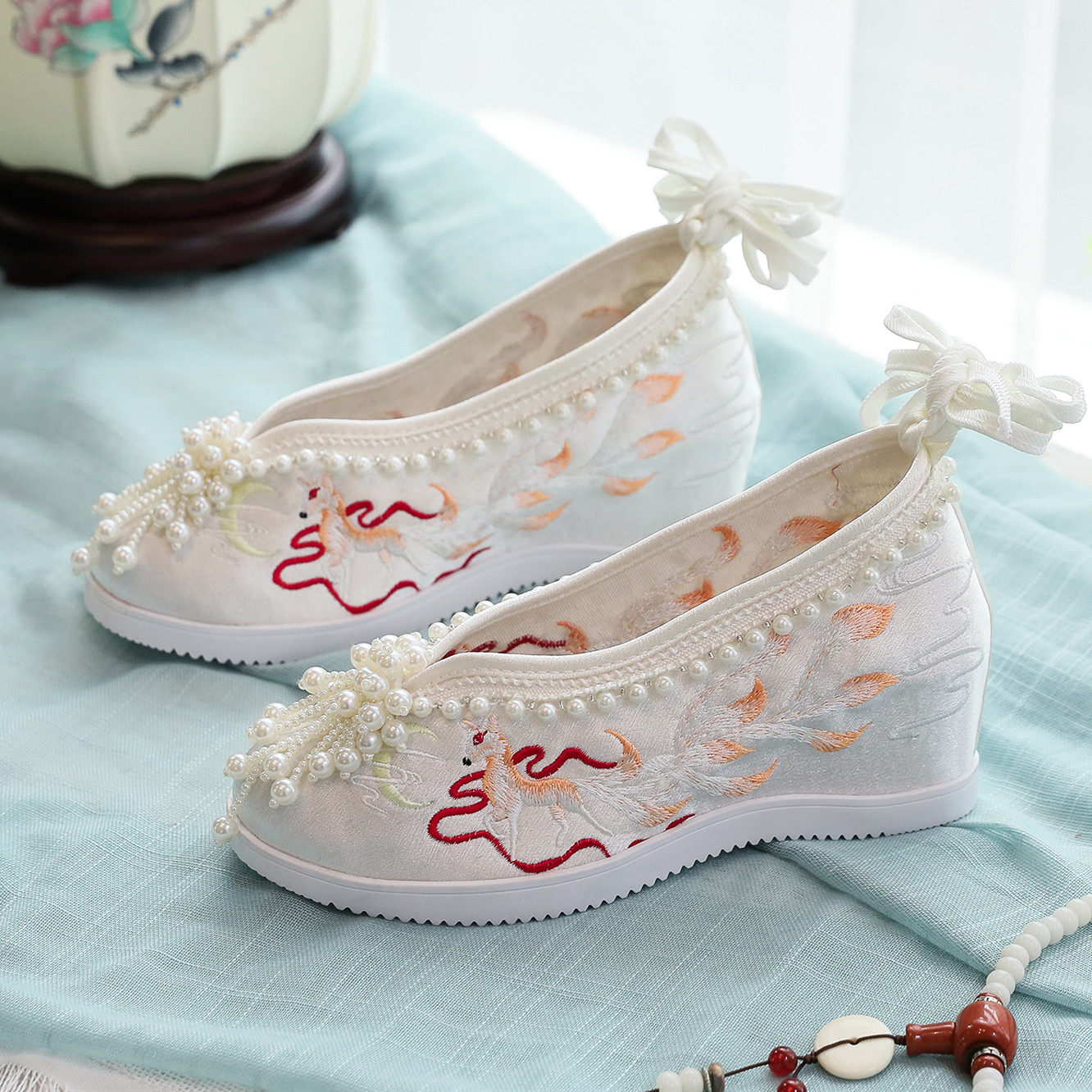 高跟汉服鞋子女古风珍珠古代汉鞋内增高淡雅学生明制古装配绣花鞋